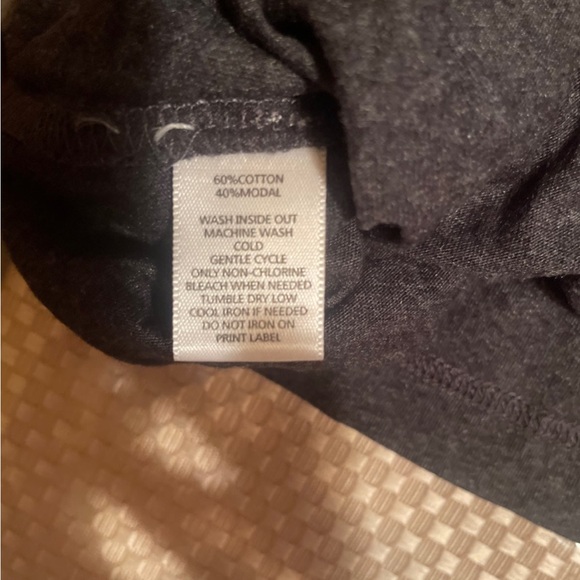 NWT LOFT GREY T SHIRT WITH STUDS AROUND THE NECK SIZE MEDIUM - Picture 3 of 9